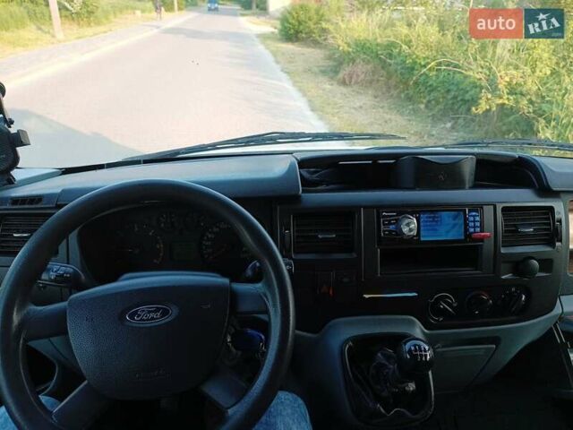 Белый Форд Транзит, объемом двигателя 2.2 л и пробегом 188 тыс. км за 7800 $, фото 1 на Automoto.ua