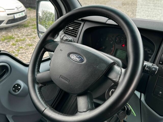 Форд Транзит 2013 в Кривом Роге на Automoto.ua Белый Форд Транзит, объемом двигателя 2.2 л и пробегом 320 тыс. км за 8000 $, фото 8 на Automoto.ua