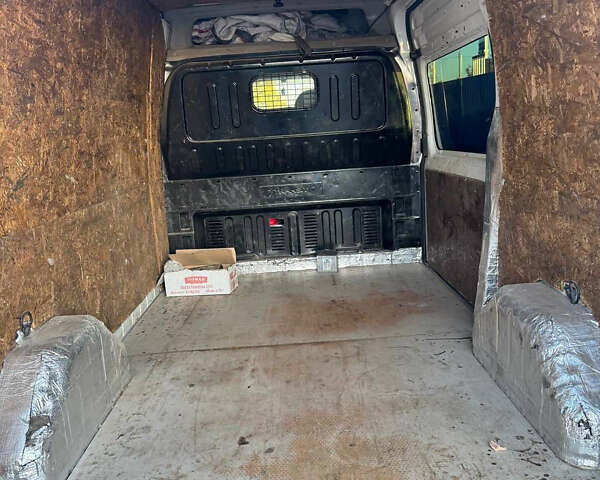 Білий Форд Транзит, об'ємом двигуна 2.2 л та пробігом 290 тис. км за 9500 $, фото 6 на Automoto.ua