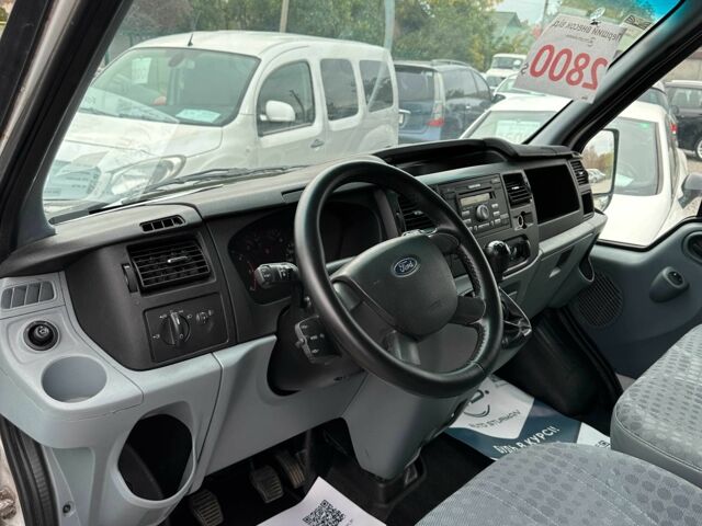 Білий Форд Транзит, об'ємом двигуна 2.2 л та пробігом 320 тис. км за 8000 $, фото 11 на Automoto.ua