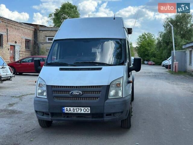 Белый Форд Транзит, объемом двигателя 2.2 л и пробегом 259 тыс. км за 10500 $, фото 10 на Automoto.ua