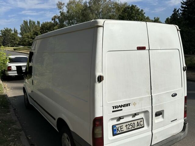Белый Форд Транзит, объемом двигателя 2.2 л и пробегом 523 тыс. км за 8300 $, фото 3 на Automoto.ua