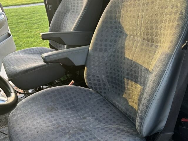 Белый Форд Транзит, объемом двигателя 2.2 л и пробегом 1000 тыс. км за 12000 $, фото 8 на Automoto.ua