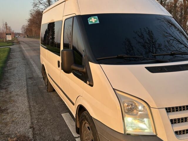 Белый Форд Транзит, объемом двигателя 2.2 л и пробегом 1000 тыс. км за 12000 $, фото 5 на Automoto.ua