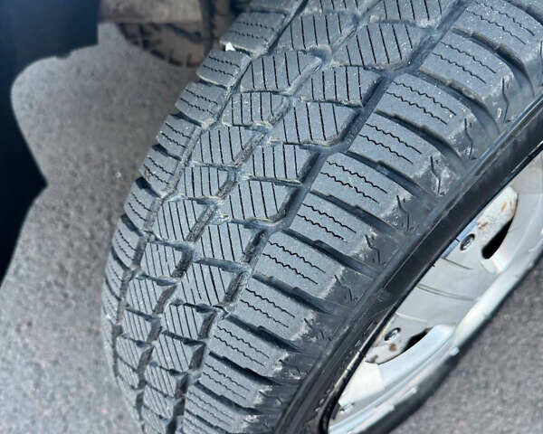 Білий Форд Транзит, об'ємом двигуна 2.2 л та пробігом 290 тис. км за 9500 $, фото 7 на Automoto.ua