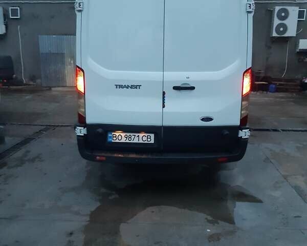 Білий Форд Транзит, об'ємом двигуна 2.2 л та пробігом 288 тис. км за 13800 $, фото 3 на Automoto.ua