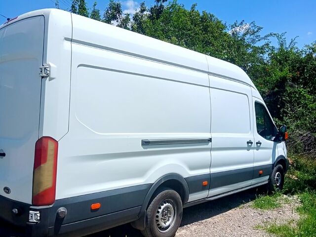 Белый Форд Транзит, объемом двигателя 2.2 л и пробегом 351 тыс. км за 13500 $, фото 7 на Automoto.ua