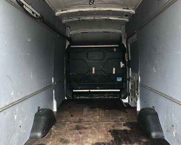 Білий Форд Транзит, об'ємом двигуна 2.2 л та пробігом 242 тис. км за 13700 $, фото 8 на Automoto.ua