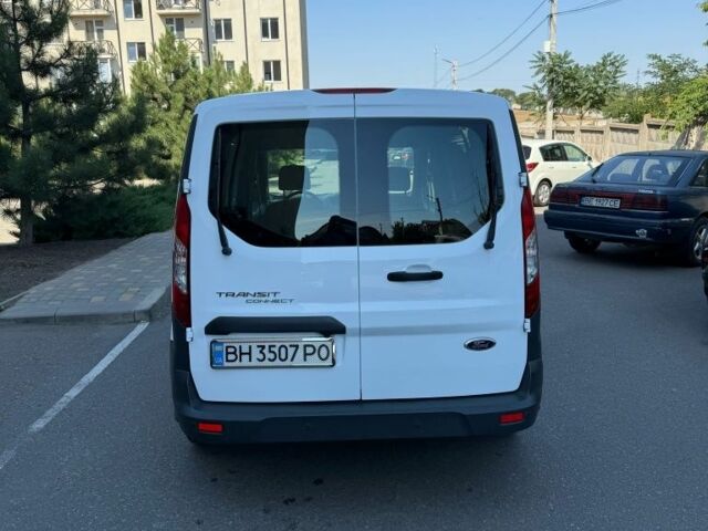 Белый Форд Транзит, объемом двигателя 2.5 л и пробегом 160 тыс. км за 11000 $, фото 14 на Automoto.ua