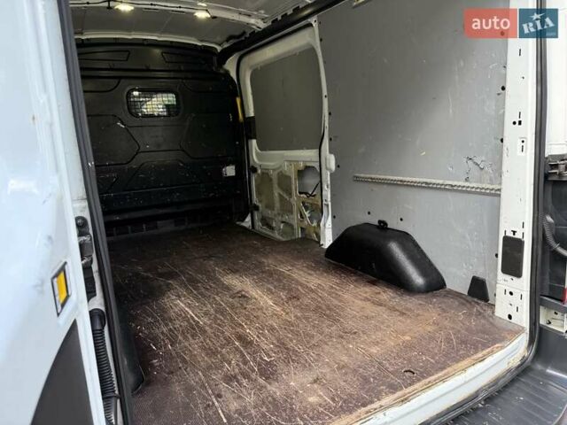 Білий Форд Транзит, об'ємом двигуна 2.2 л та пробігом 268 тис. км за 11350 $, фото 17 на Automoto.ua
