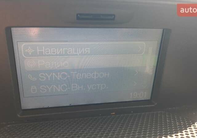 Белый Форд Транзит, объемом двигателя 2.2 л и пробегом 310 тыс. км за 12600 $, фото 31 на Automoto.ua