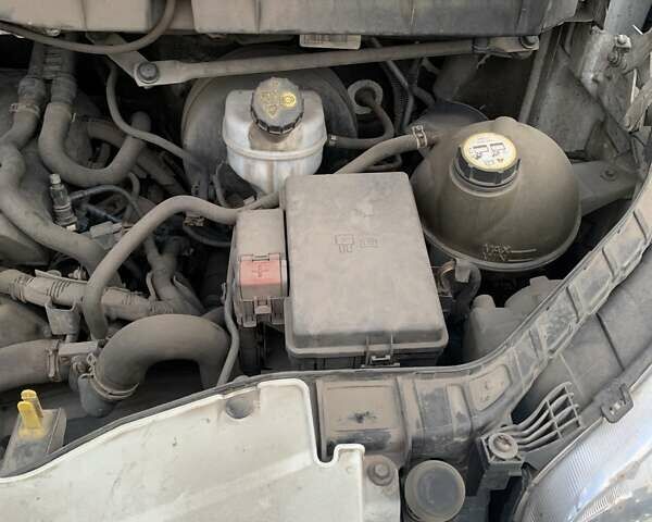 Белый Форд Транзит, объемом двигателя 2.2 л и пробегом 407 тыс. км за 12450 $, фото 6 на Automoto.ua