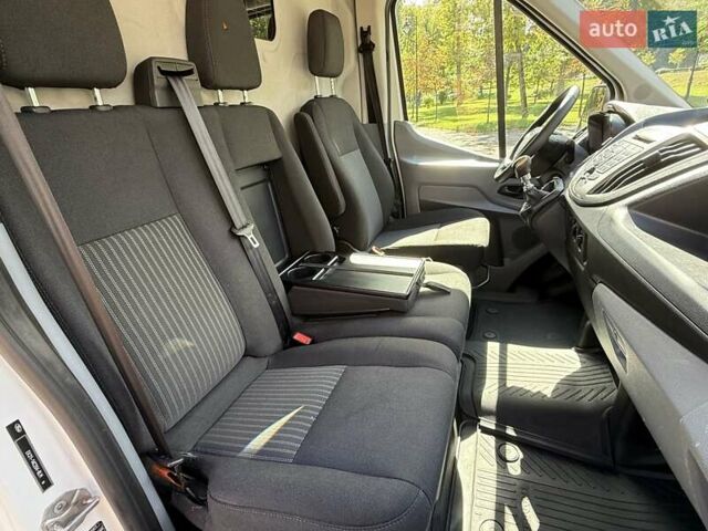 Білий Форд Транзит, об'ємом двигуна 2.2 л та пробігом 268 тис. км за 11350 $, фото 35 на Automoto.ua