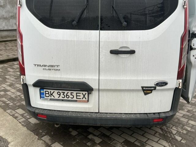 Белый Форд Транзит, объемом двигателя 0 л и пробегом 295 тыс. км за 250 $, фото 1 на Automoto.ua