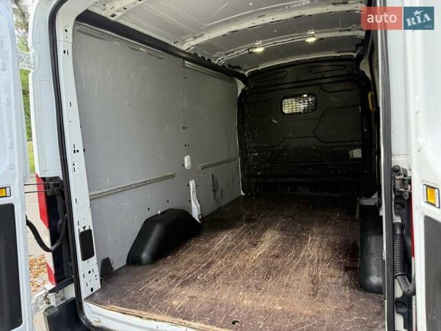 Білий Форд Транзит, об'ємом двигуна 2.2 л та пробігом 268 тис. км за 11350 $, фото 15 на Automoto.ua