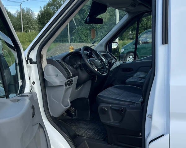 Белый Форд Транзит, объемом двигателя 2.2 л и пробегом 466 тыс. км за 12500 $, фото 18 на Automoto.ua