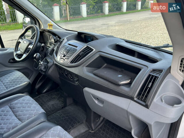 Белый Форд Транзит, объемом двигателя 2.2 л и пробегом 466 тыс. км за 12500 $, фото 31 на Automoto.ua