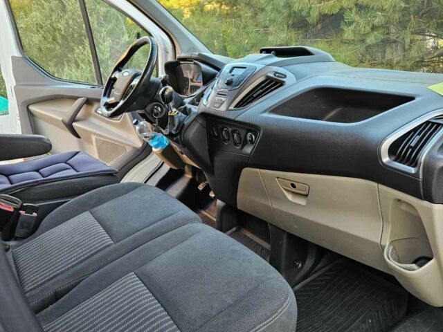 Белый Форд Транзит, объемом двигателя 2.2 л и пробегом 230 тыс. км за 14200 $, фото 6 на Automoto.ua