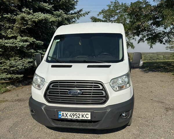 Белый Форд Транзит, объемом двигателя 2.2 л и пробегом 235 тыс. км за 13599 $, фото 2 на Automoto.ua