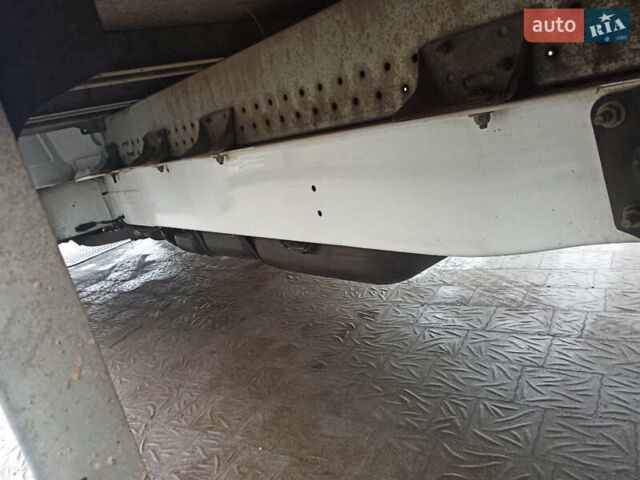 Білий Форд Транзит, об'ємом двигуна 2 л та пробігом 200 тис. км за 16700 $, фото 13 на Automoto.ua