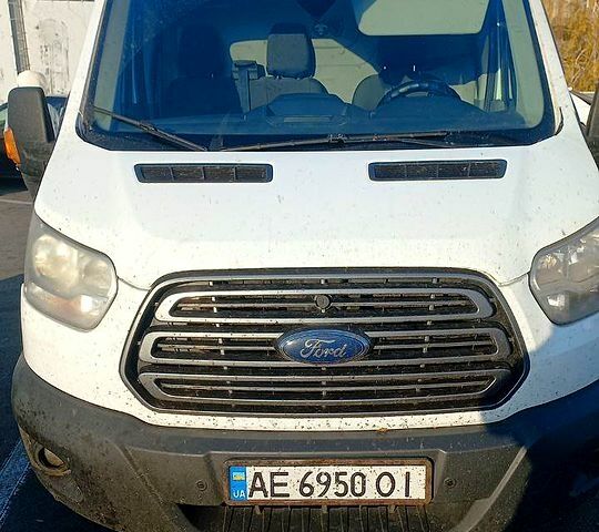 Білий Форд Транзит, об'ємом двигуна 2.2 л та пробігом 0 тис. км за 10400 $, фото 2 на Automoto.ua