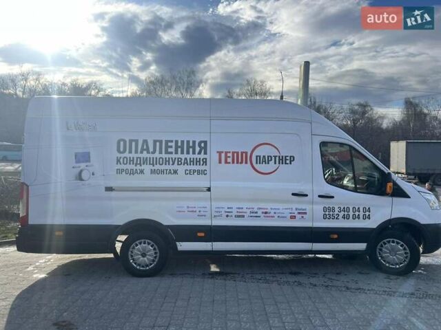 Белый Форд Транзит, объемом двигателя 2.2 л и пробегом 178 тыс. км за 11999 $, фото 3 на Automoto.ua