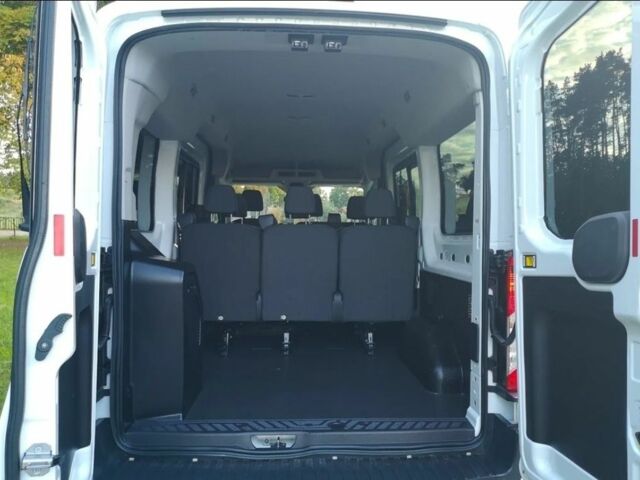 Белый Форд Транзит, объемом двигателя 0 л и пробегом 200 тыс. км за 3800 $, фото 9 на Automoto.ua