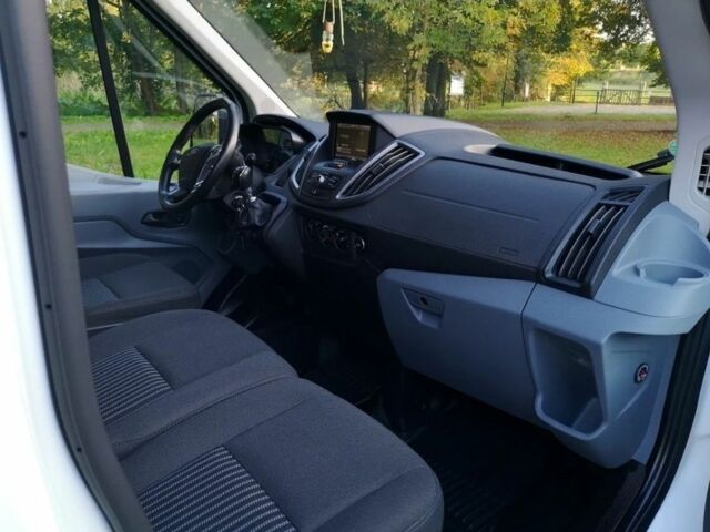 Белый Форд Транзит, объемом двигателя 0 л и пробегом 200 тыс. км за 3800 $, фото 7 на Automoto.ua