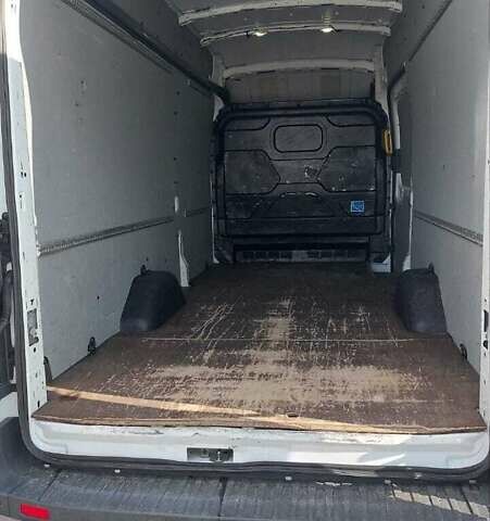 Белый Форд Транзит, объемом двигателя 2.2 л и пробегом 153 тыс. км за 18700 $, фото 7 на Automoto.ua