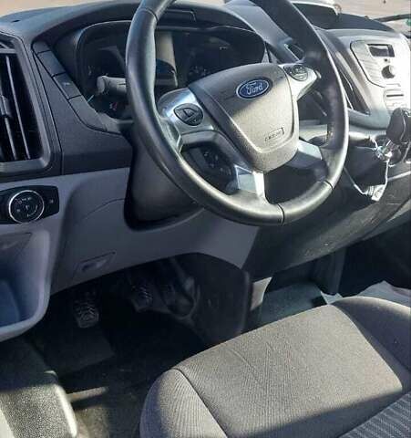 Белый Форд Транзит, объемом двигателя 2.2 л и пробегом 153 тыс. км за 18700 $, фото 6 на Automoto.ua