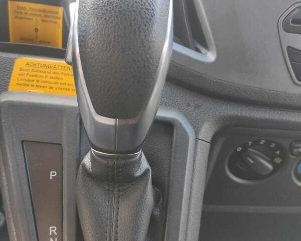 Белый Форд Транзит, объемом двигателя 2 л и пробегом 187 тыс. км за 12000 $, фото 9 на Automoto.ua