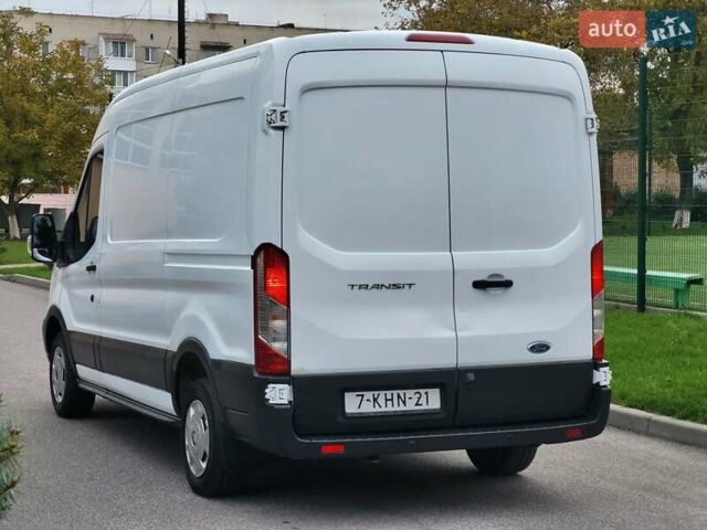 Белый Форд Транзит, объемом двигателя 2 л и пробегом 250 тыс. км за 15500 $, фото 18 на Automoto.ua