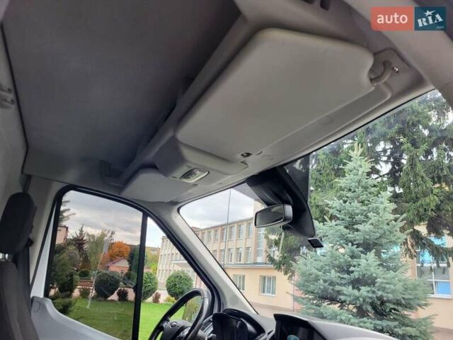 Белый Форд Транзит, объемом двигателя 2 л и пробегом 250 тыс. км за 15500 $, фото 24 на Automoto.ua