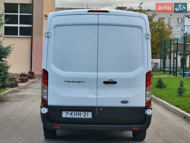Белый Форд Транзит, объемом двигателя 2 л и пробегом 250 тыс. км за 15500 $, фото 2 на Automoto.ua