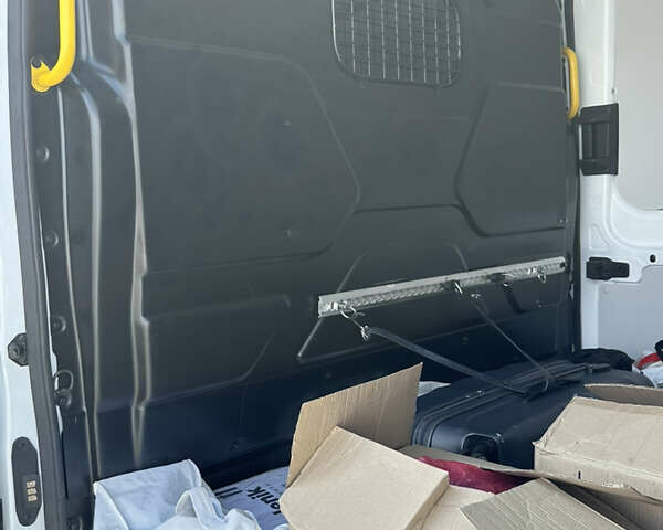 Білий Форд Транзит, об'ємом двигуна 2 л та пробігом 125 тис. км за 19600 $, фото 17 на Automoto.ua