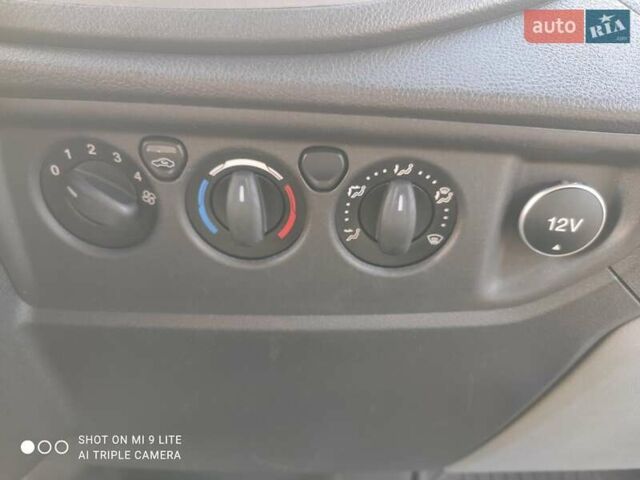 Белый Форд Транзит, объемом двигателя 2 л и пробегом 187 тыс. км за 12000 $, фото 15 на Automoto.ua