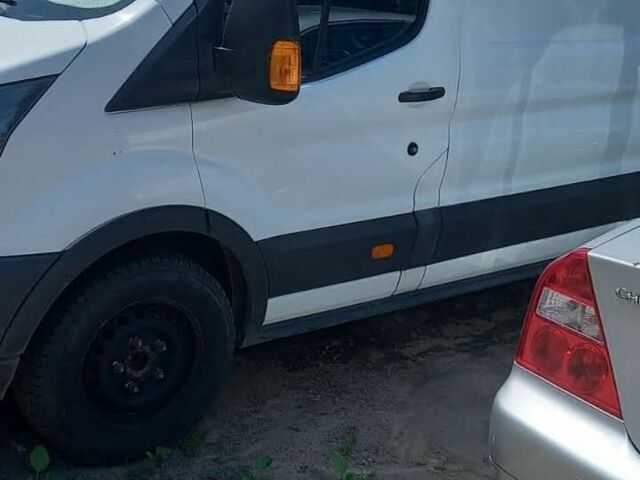 Белый Форд Транзит, объемом двигателя 2 л и пробегом 210 тыс. км за 13700 $, фото 2 на Automoto.ua