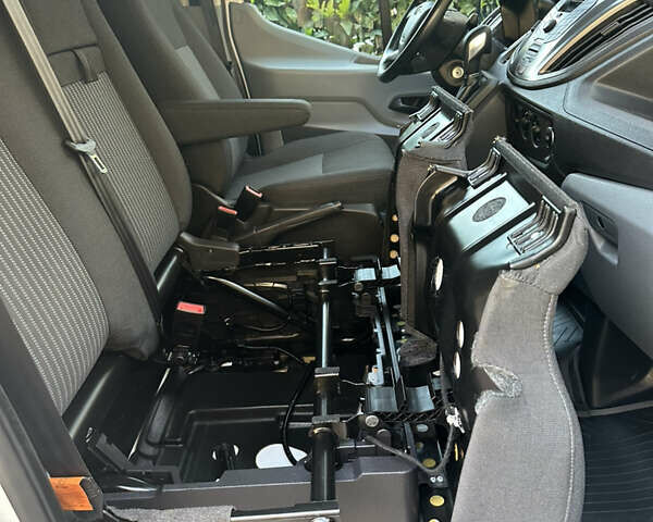 Білий Форд Транзит, об'ємом двигуна 2 л та пробігом 125 тис. км за 19600 $, фото 85 на Automoto.ua