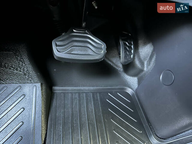 Білий Форд Транзит, об'ємом двигуна 2 л та пробігом 125 тис. км за 19600 $, фото 54 на Automoto.ua