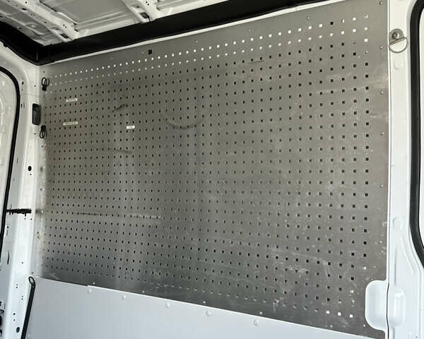 Білий Форд Транзит, об'ємом двигуна 2 л та пробігом 125 тис. км за 19600 $, фото 30 на Automoto.ua