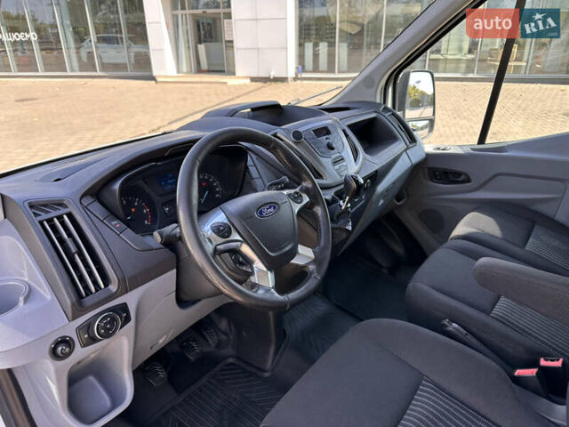 Білий Форд Транзит, об'ємом двигуна 2.2 л та пробігом 155 тис. км за 19000 $, фото 22 на Automoto.ua