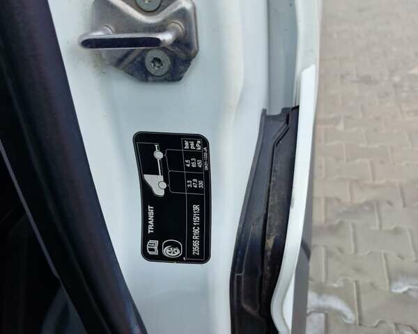 Белый Форд Транзит, объемом двигателя 2 л и пробегом 214 тыс. км за 16000 $, фото 27 на Automoto.ua