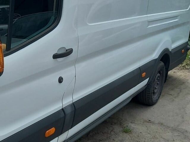 Белый Форд Транзит, объемом двигателя 2 л и пробегом 210 тыс. км за 13700 $, фото 14 на Automoto.ua