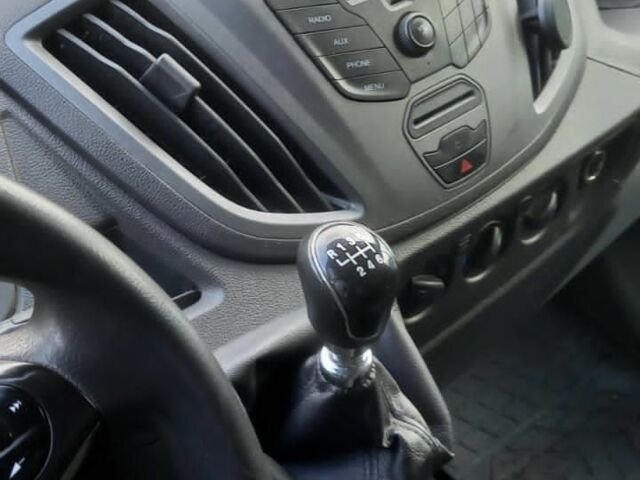 Белый Форд Транзит, объемом двигателя 2 л и пробегом 210 тыс. км за 13700 $, фото 9 на Automoto.ua