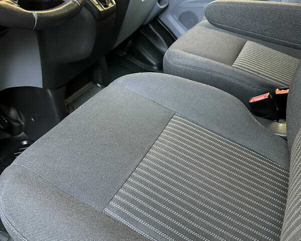 Білий Форд Транзит, об'ємом двигуна 2 л та пробігом 125 тис. км за 19600 $, фото 70 на Automoto.ua