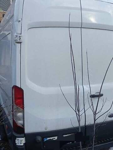 Белый Форд Транзит, объемом двигателя 2 л и пробегом 210 тыс. км за 14200 $, фото 4 на Automoto.ua