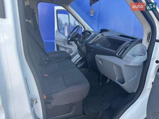 Белый Форд Транзит, объемом двигателя 2 л и пробегом 180 тыс. км за 17500 $, фото 24 на Automoto.ua