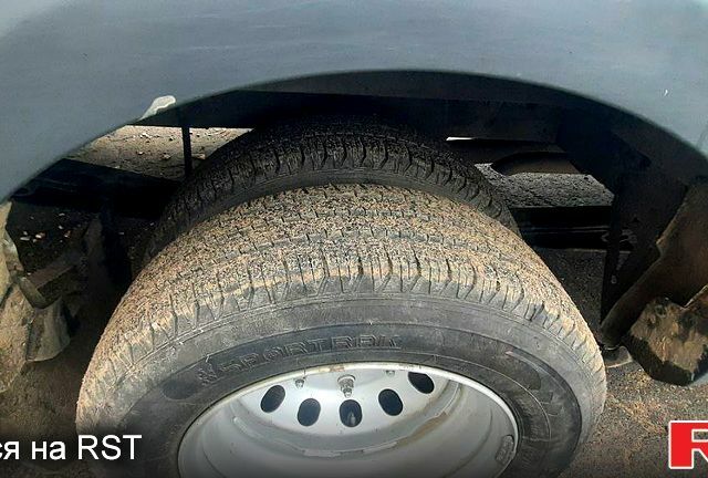 Белый Форд Транзит, объемом двигателя 2 л и пробегом 232 тыс. км за 17000 $, фото 2 на Automoto.ua