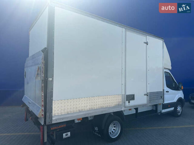 Белый Форд Транзит, объемом двигателя 2 л и пробегом 180 тыс. км за 17500 $, фото 4 на Automoto.ua