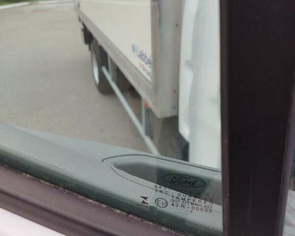 Білий Форд Транзит, об'ємом двигуна 2 л та пробігом 238 тис. км за 20300 $, фото 49 на Automoto.ua